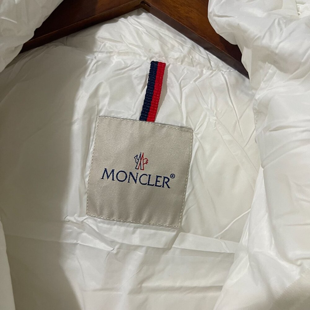 Moncler Boed Hooded Shearling-Trimmed Short Down Jacket - Picture 5 of 11